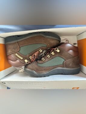 Timberland Brown Suede & Green Fabric kids Hiking Boots (Beef & Broccoli)